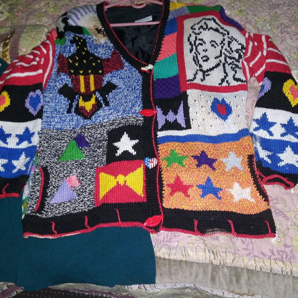 Hand knitted MARILYN sweater